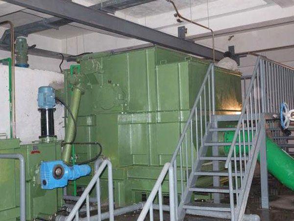 引進,設備制造及銷售,水處理凈水劑的研發,生產銷售,環境污染治理的